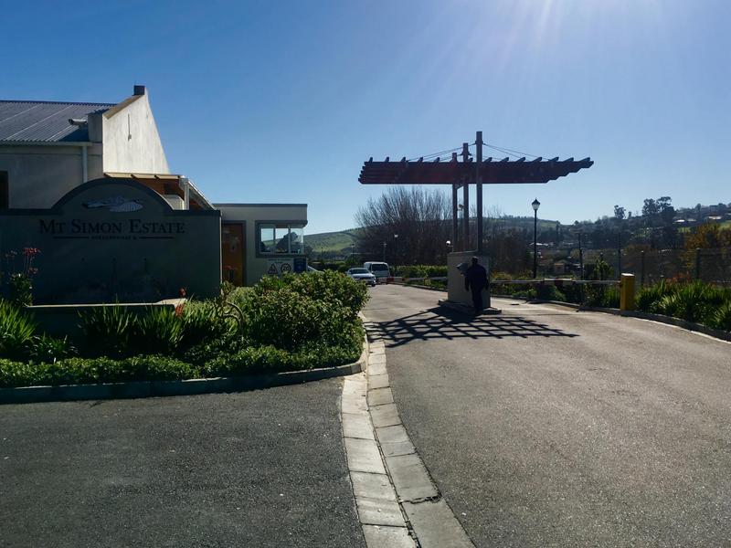 To Let 4 Bedroom Property for Rent in Cloetesville Western Cape